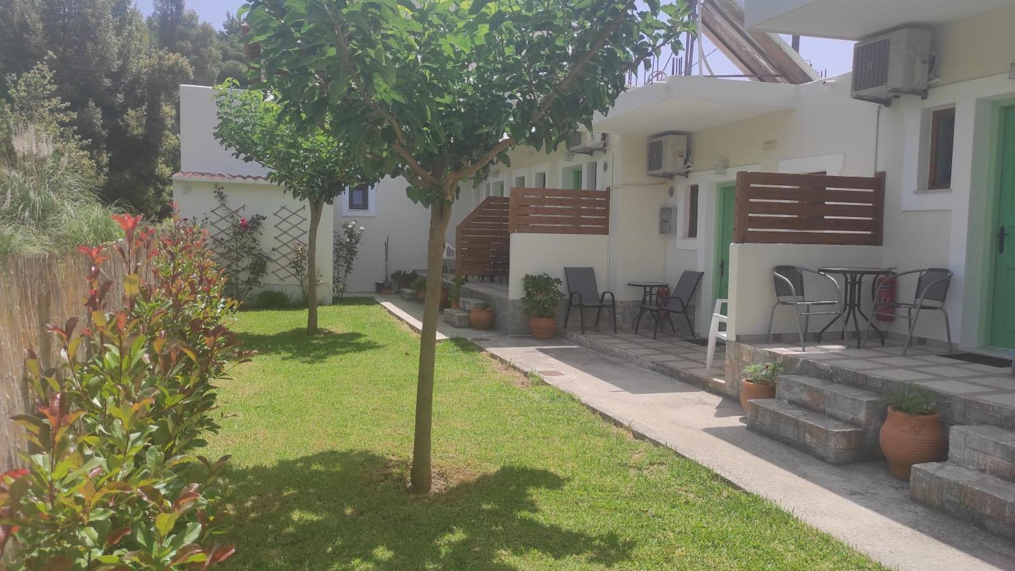 Kallisti Seaside Studios Skopelos Agnontas Exterior photo